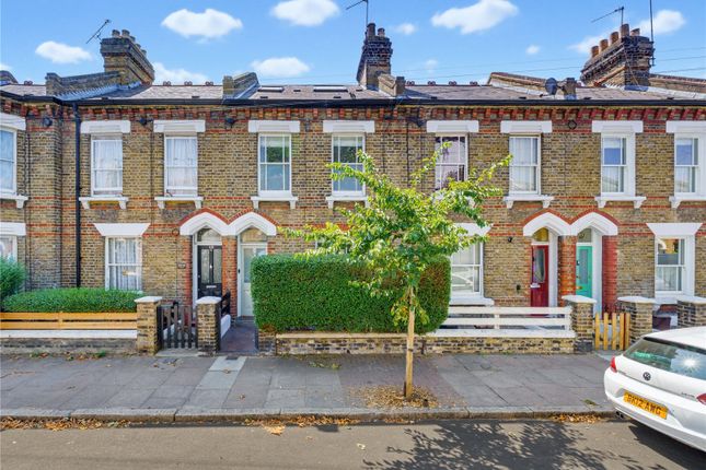 Battersea London properties and streets in SW11