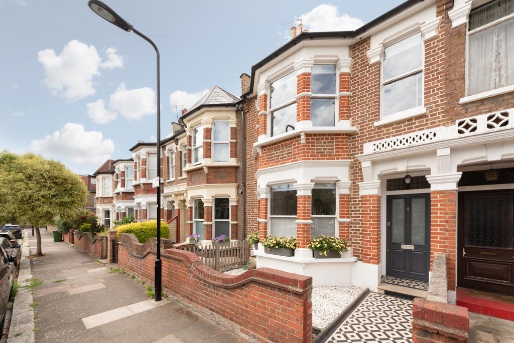 Raynes Park SW20 South West London