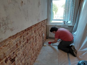 6. Damp proofing project stage for the Reigate service guide